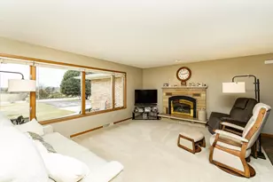 5642 County Rd 5 NW, Byron, MN 55920 - Photo 15