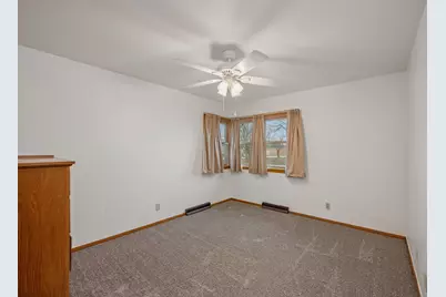 808 Webster Street, Fairmont, MN 56031 - Photo 9