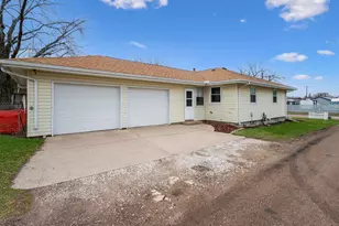 808 Webster St, Fairmont, MN 56031 - Photo 33