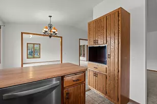 722 Parkview Ln N, Champlin, MN 55316 - Photo 25