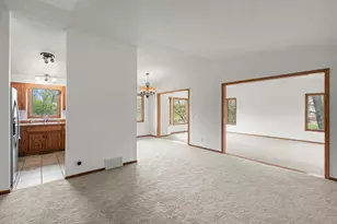 722 Parkview Ln N, Champlin, MN 55316 - Photo 9