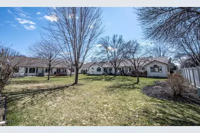 197 Hickory Street W, Farmington, MN 55024 - Photo 3