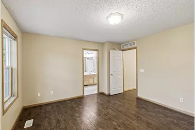 7580 Lower 11th Street N, Oakdale, MN 55128 - Photo 21