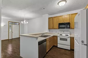 7580 Lower 11th St N, Oakdale, MN 55128 - Photo 11