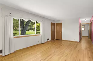 70 Kingsview Ln N, Plymouth, MN 55447 - Photo 9
