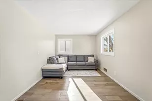 8200 Foothill Rd S, Cottage Grove, MN 55016 - Photo 17