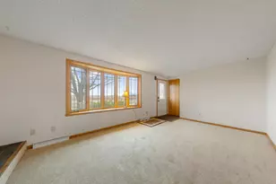 606 Riverdale Rd, Mankato, MN 56001 - Photo 3