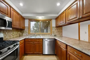 606 Riverdale Rd, Mankato, MN 56001 - Photo 9