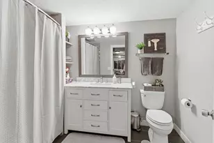 7361 Hunters Run, Eden Prairie, MN 55346 - Photo 29