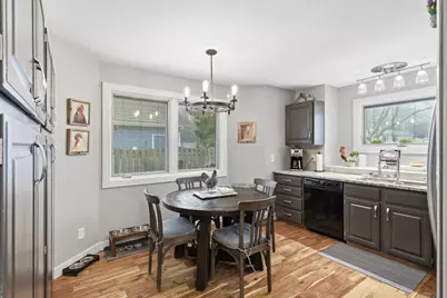 7361 Hunters Run, Eden Prairie, MN 55346 - Photo 9