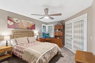 7361 Hunters Run, Eden Prairie, MN 55346 - Photo 19