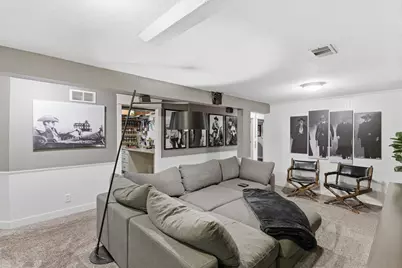 7361 Hunters Run, Eden Prairie, MN 55346 - Photo 27