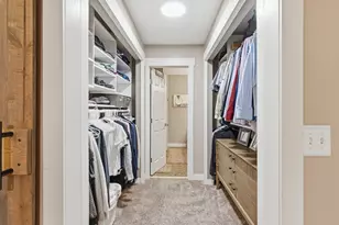 7361 Hunters Run, Eden Prairie, MN 55346 - Photo 17