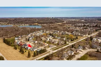 2945 Stonegate Court SW, Rochester, MN 55902 - Photo 5