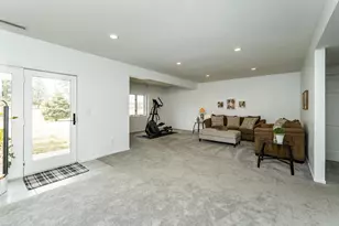 2945 Stonegate Ct SW, Rochester, MN 55902 - Photo 25