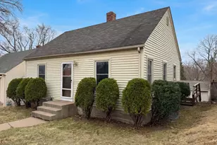 3135 Pierce St NE, Minneapolis, MN 55418 - Photo 7