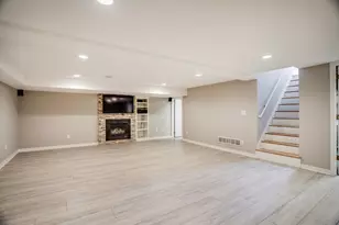 1431 Spring Valley Rd, Golden Valley, MN 55422 - Photo 45