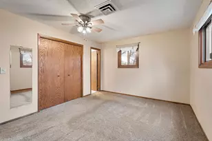 1680 Woodlawn Ave, Owatonna, MN 55060 - Photo 23