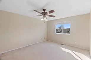 673 Kingfisher Ln, Woodbury, MN 55125 - Photo 25