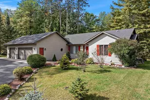 457 SW 14th St, Grand Rapids, MN 55744 - Photo 1