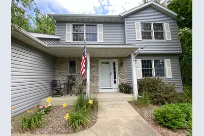 340 Perry Court, Zumbrota, MN 55992 - Photo 3