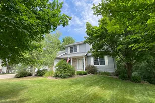 340 Perry Ct, Zumbrota, MN 55992 - Photo 1