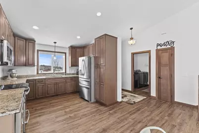 55376 Valley Lane, Pine City, MN 55063 - Photo 11