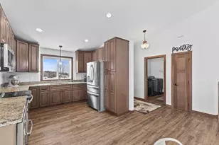 55376 Valley Ln, Pine City, MN 55063 - Photo 11