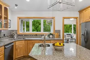 719 Spring Creek Cir, Mendota Heights, MN 55118 - Photo 15