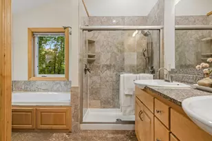 719 Spring Creek Cir, Mendota Heights, MN 55118 - Photo 21