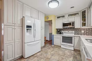 7410 Melody Dr NE, Fridley, MN 55432 - Photo 11