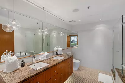 215 10th Avenue S #910, Minneapolis, MN 55415 - Photo 33