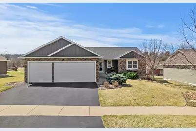 334 Kamloops Place, River Falls, WI 54022 - Photo 5