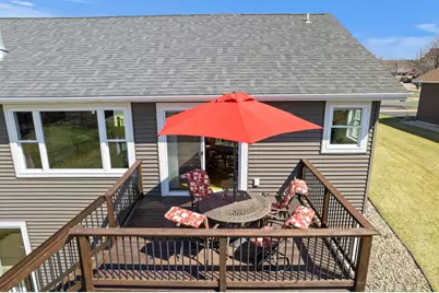 334 Kamloops Place, River Falls, WI 54022 - Photo 35