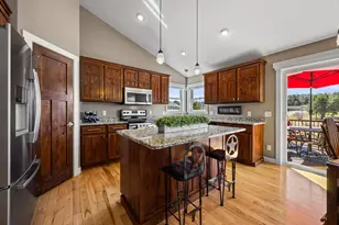 334 Kamloops Pl, River Falls, WI 54022 - Photo 17