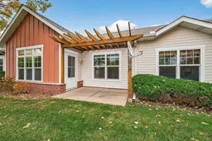 1099 Barclay St, Saint Paul, MN 55106 - Photo 25