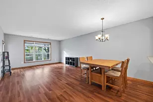 1099 Barclay St, Saint Paul, MN 55106 - Photo 5