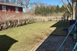 419 Normandale Rd, Redwood Falls, MN 56283 - Photo 5