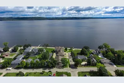 1329 S Oak Street, Lake City, MN 55041 - Photo 5