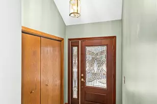3241 Commonwealth Ave, Duluth, MN 55808 - Photo 9