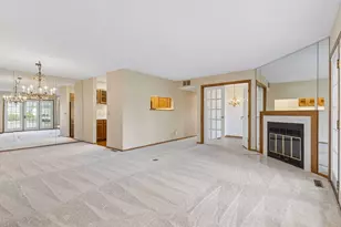 12619 Sherwood Pl, Minnetonka, MN 55305 - Photo 5