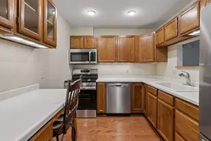 12619 Sherwood Pl, Minnetonka, MN 55305 - Photo 13