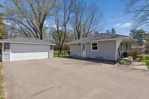 3206 W 88th St, Bloomington, MN 55431 - Photo 29