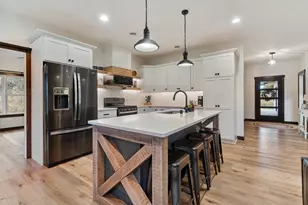 59 E Riverside Rd, Esko, MN 55733 - Photo 7