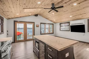 27843 Lakelawn Dr, Lindstrom, MN 55045 - Photo 7