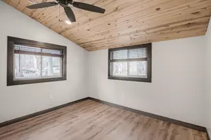 27843 Lakelawn Dr, Lindstrom, MN 55045 - Photo 9