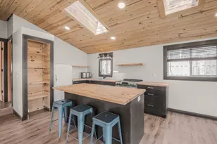 27843 Lakelawn Dr, Lindstrom, MN 55045 - Photo 5