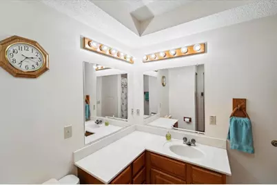 21156 Vernon Avenue, Credit River Township, MN 55372 - Photo 27