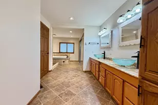 1543 14th Ave N, Wahpeton,  58075 - Photo 29