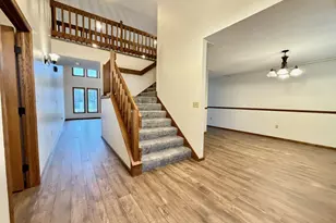 1543 14th Ave N, Wahpeton,  58075 - Photo 9